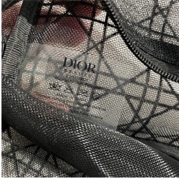 Dior gift Black Mesh Pouch - Picture 6 of 9